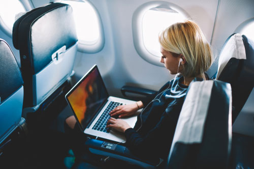 travel plane laptop