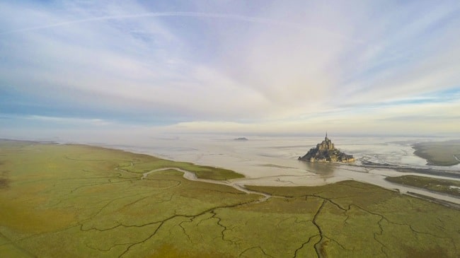 2nd Prize Winner – Category places : Mont-Saint-Michel, by Wanaiifilms.